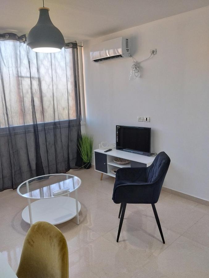 תות Lägenhet Beersheba Exteriör bild